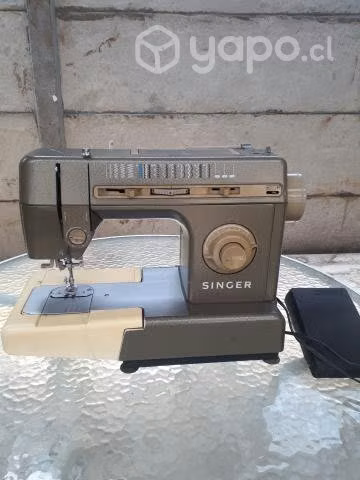 Maquina de coser singer