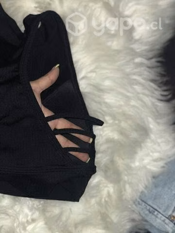 Hermoso crop con copa - Imagen 4