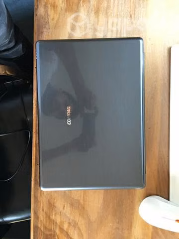 Note book compaq presario V3000