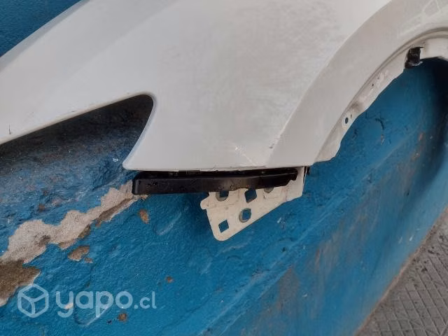 Tapabarro izq Maserati levante 2018-2022