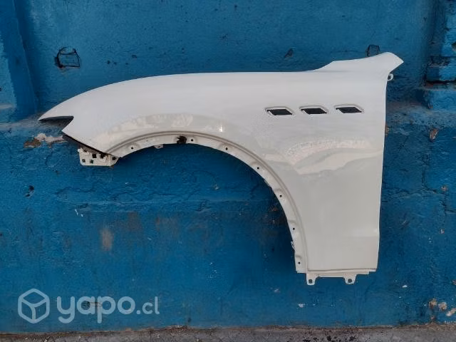Tapabarro izq Maserati levante 2018-2022