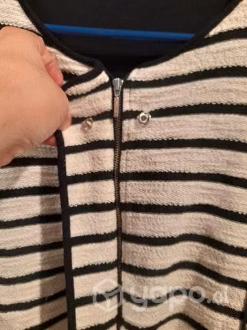 Blazer Delgado de Paño talla XL impecable - Imagen 2