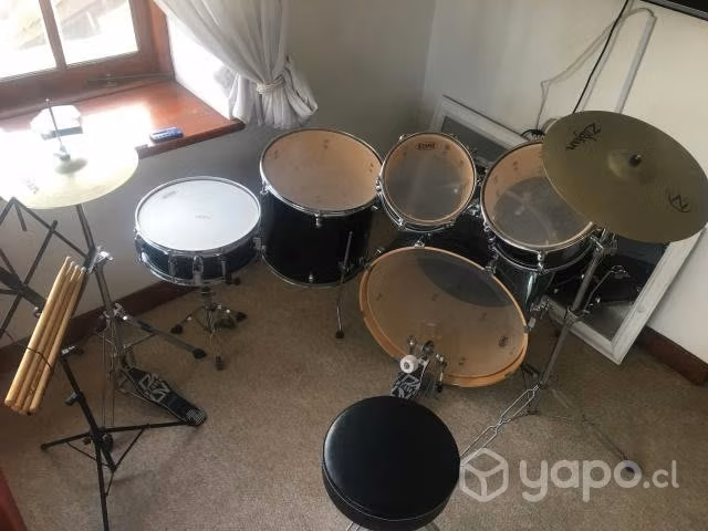 Bateria tama