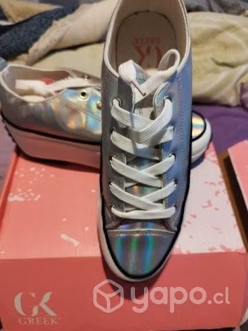 Zapatillas nuevas n40 mujer