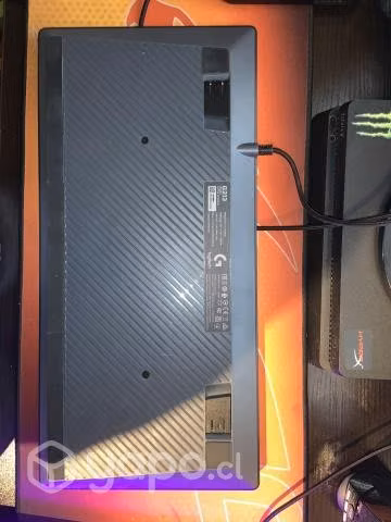 Logitech G213