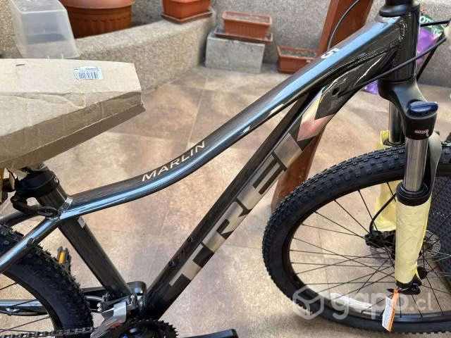 Bicicleta Trek Modelo Marlin 5 Aro 27,5 Nueva TS