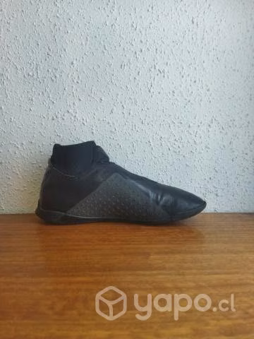 Zapatilla baby futbol Nike Phantom talla 42,5 | 9