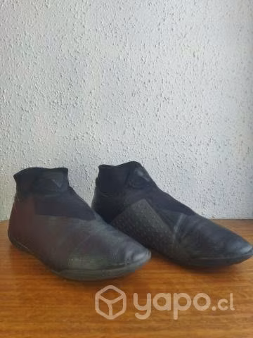 Zapatilla baby futbol Nike Phantom talla 42,5 | 9