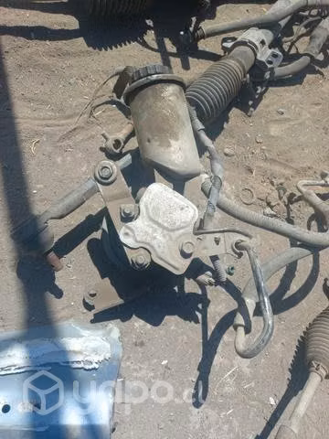 Bomba hidraulica toyota yaris ecco