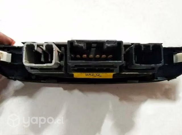 Botón Hazard Hyundai Tucson 2011-2014