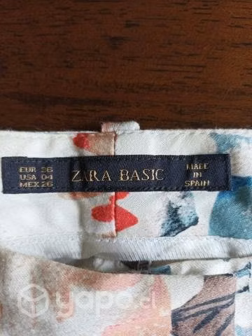 Pantalón ZARA talla 36 floreado