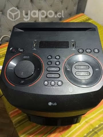 LG Rn5 cómo nuevo poco uso viene con su control re - Imagen 4