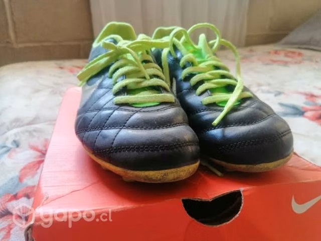 Zapatos de fútbol de infantil nike