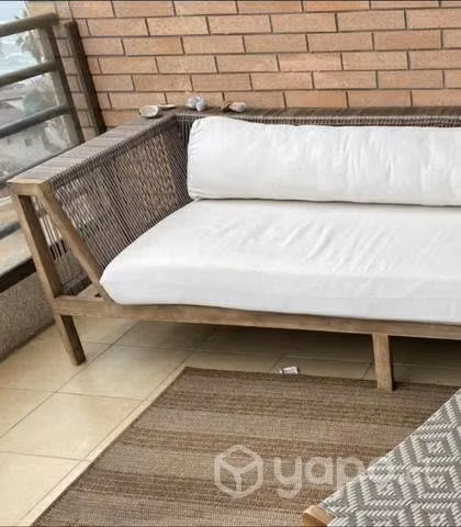 Sillón tejido de Ratan