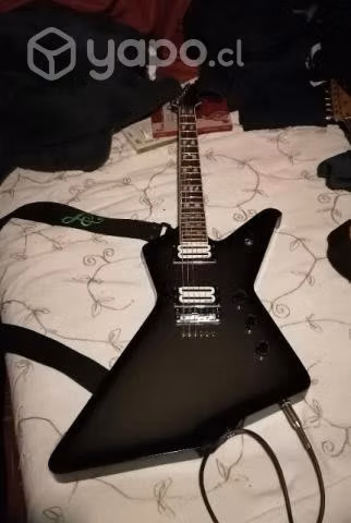 Guitarra Ibanez Destroyer dtt 700 casi nueva - Imagen 2