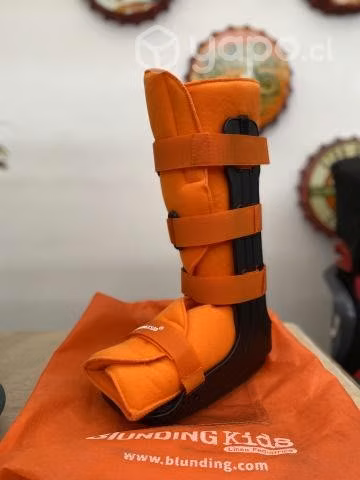 Bota ortopédica infantil