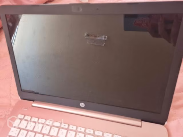Notebook HP 14' rosado - Imagen 4