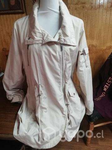 Cortaviento talla XL - Imagen 3