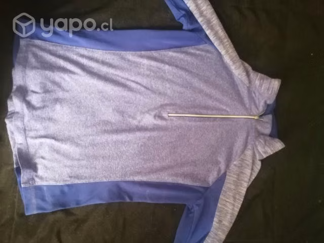 Polera deportiva talla S