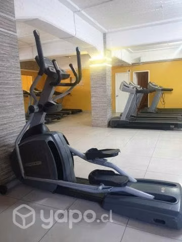 Eliptica alto trafico excelente calidad en maquina