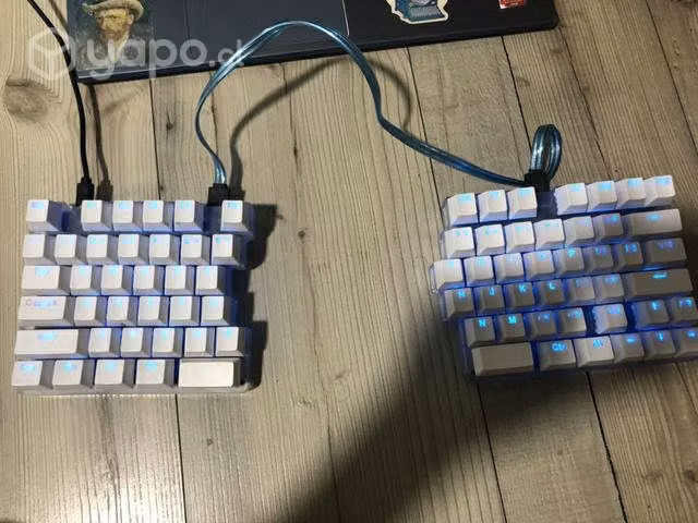 Teclado dividido retroiluminado