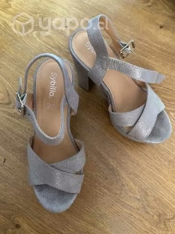 Zapatos de mujer plateados - Imagen 3