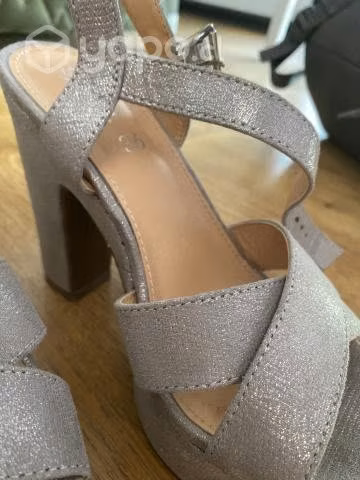 Zapatos de mujer plateados - Imagen 2