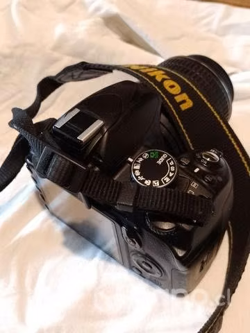 Camara Nikon D3100