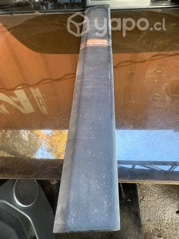 Moldura ext inf puerta delantera izq chv captiva