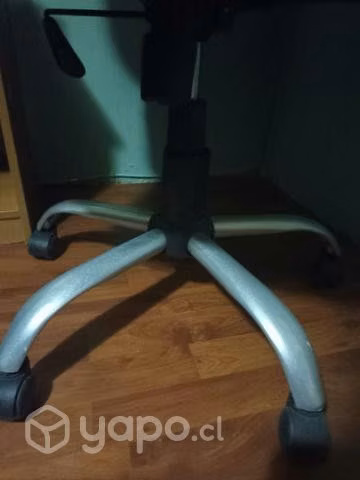 Silla ejecutiva, usada en buen estado