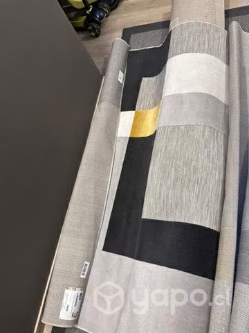 Alfombra gris