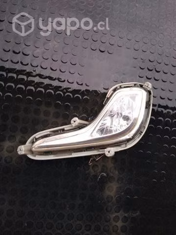 Neblinero Hyundai Accent izquierdo