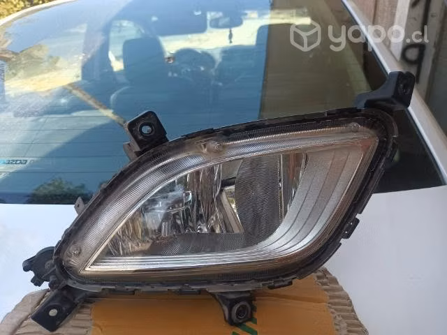 Neblinero derecho kia cerato 2017-2019