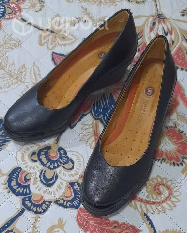 Zapatos CLAKRS UN STRUCTURED n37 poco uso - Imagen 3