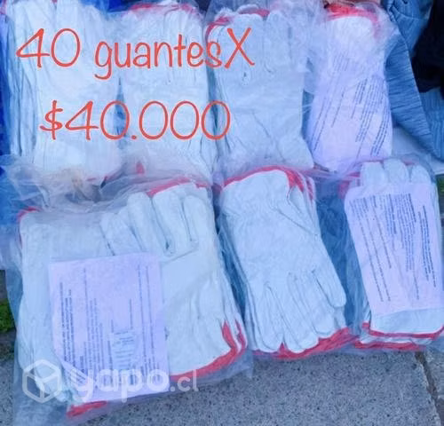 Llaves y guantes