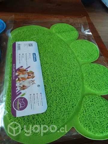 Alfombra para fuentes agua mascota