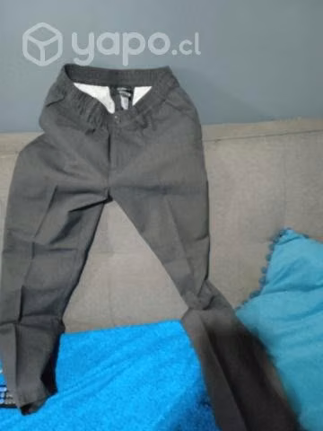 Pantalón escolar gris