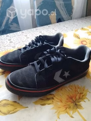 (Zapatillas Converse talla 41) - Imagen 2