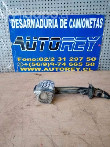 Trinquete puerta tras izq Volkswagen Amarok 2015