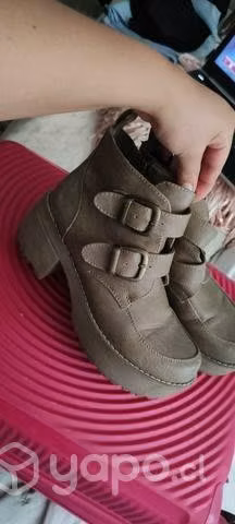 Zapatillas/zapatos C MORAN