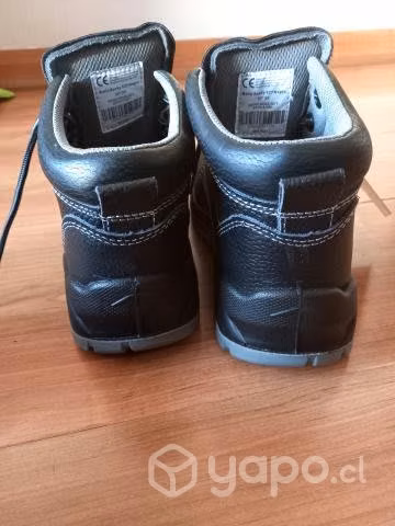 Zapatos de seguridad treck talla 39 nuevos
