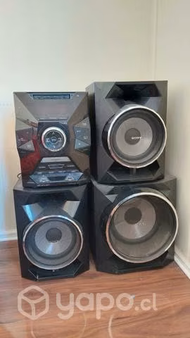 Equipo de música Sony 3 parlantes