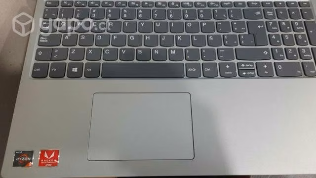 Laptop Lenovo IdeaPad 330S - Imagen 2