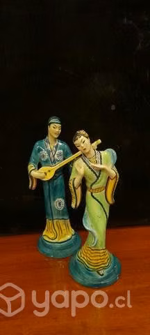 Porcelanas Par de Cantantes Asiaticos