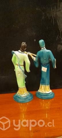 Porcelanas Par de Cantantes Asiaticos