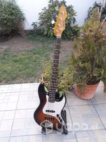 Blade Levinson Tetra Standard Jazz Bass