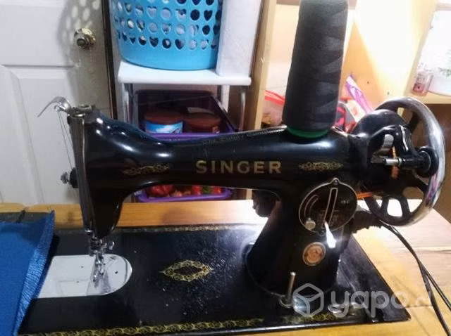 Maquina de coser Singer