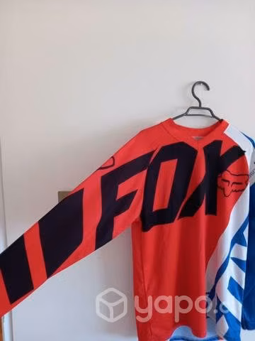 Polera Fox manga larga - Imagen 2