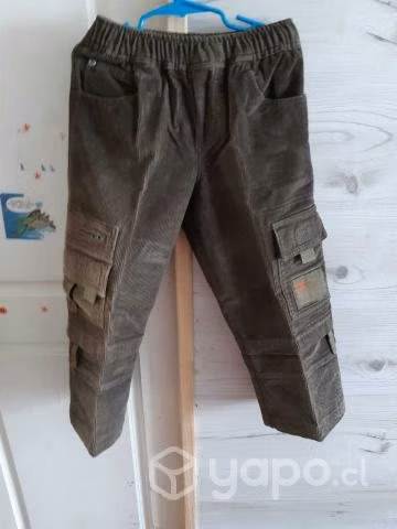 Pantalón Cotelé nuevo