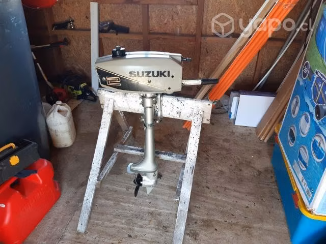 Motor fuera de borda